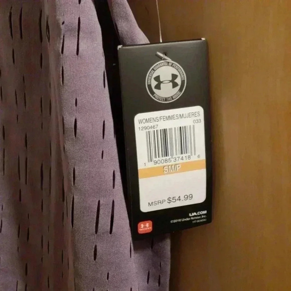 Under armour tank top - Picture 2 of 3